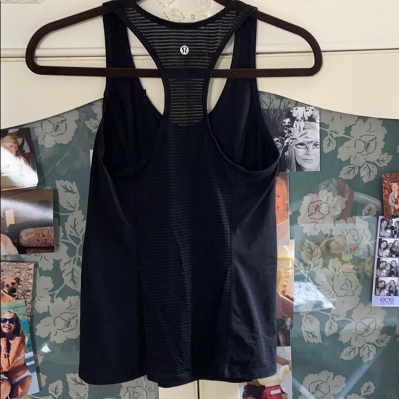 Lululemon tank top size 2 - Picture 2 of 2
